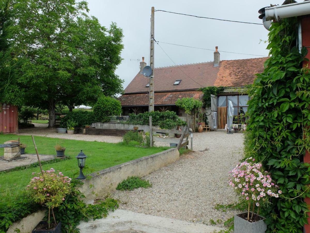 Bed and Breakfast Le Bon Coeur à Ygrande Extérieur photo